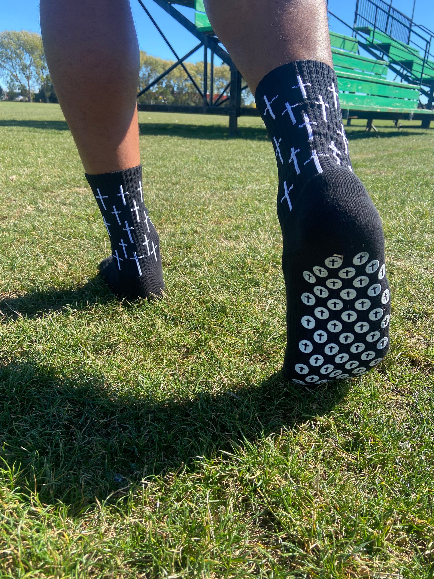 BLACK PHILIPPIANS 4:13 MINI CROSSES GRIP SOCKS